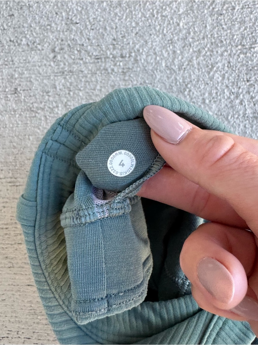 Lululemon Ribbed Sports Bra - Picture 3 of 4